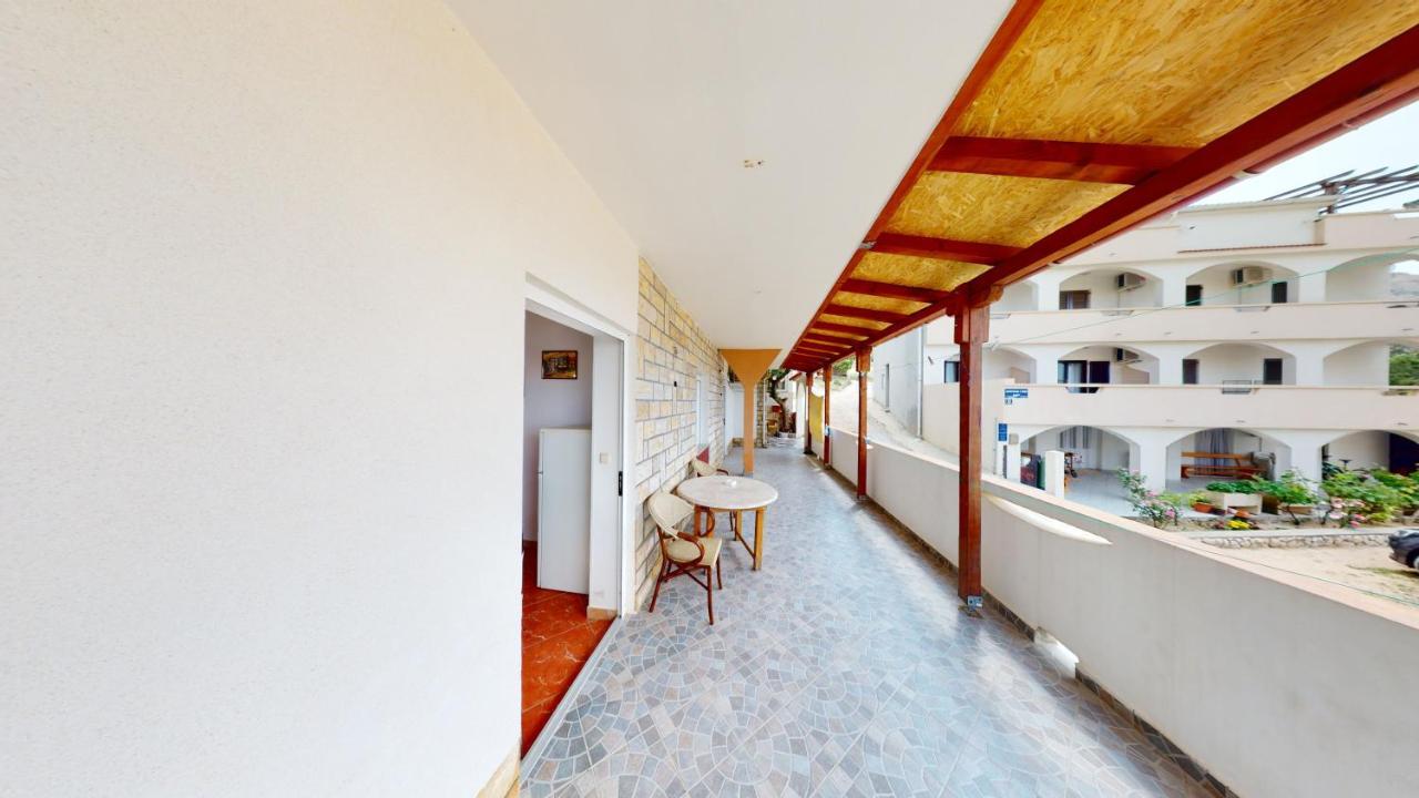 Jaska & Jelica House Apartments Metajna Εξωτερικό φωτογραφία